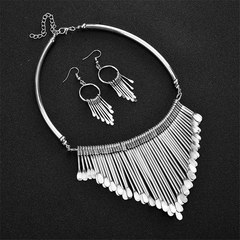 Silver Geometric Tassel Necklace Set